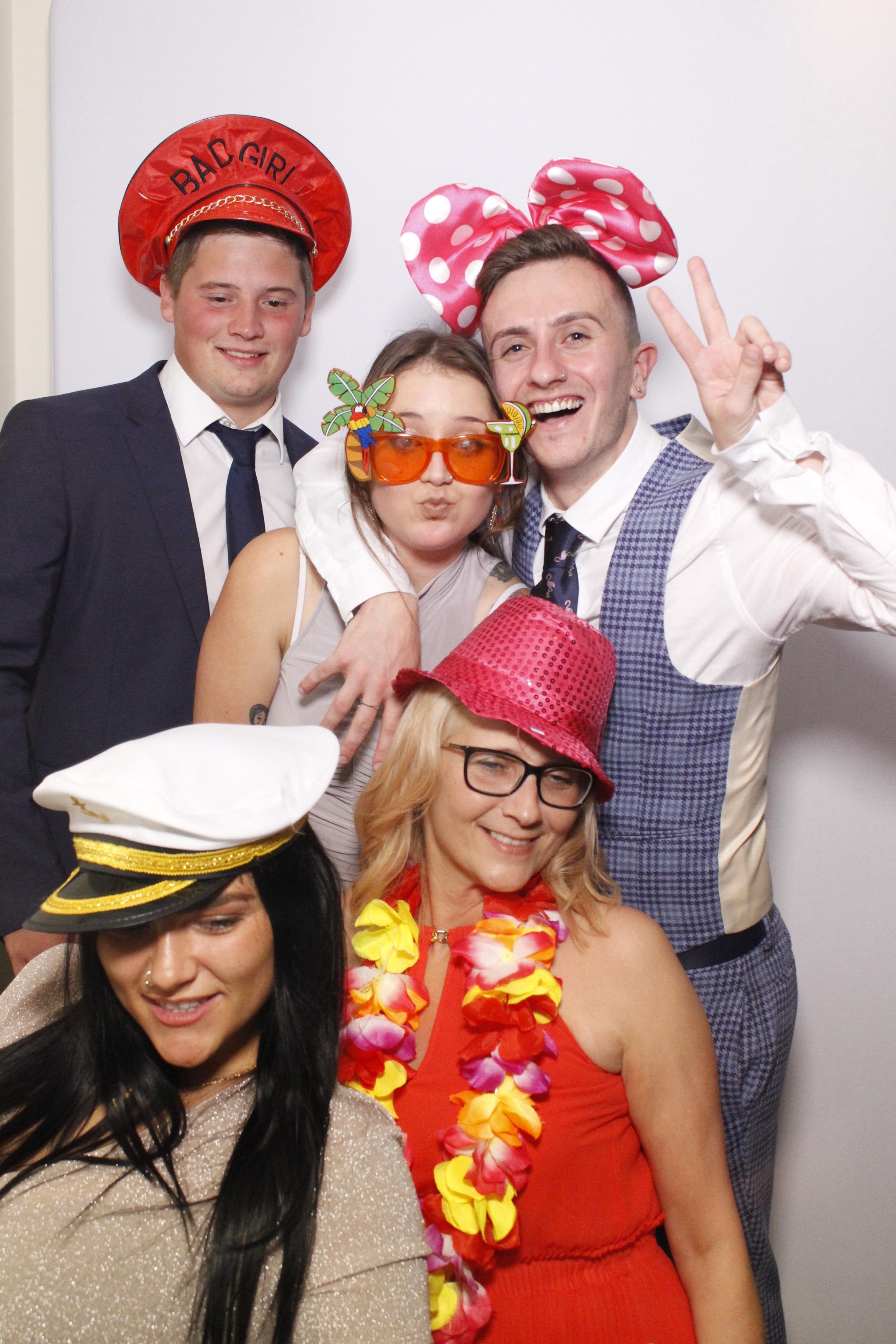 Luke & Emily's Wedding | View more photos from the event at gallery.myphotoboothexperience.co.uk/u/MyPhotoBoothExperienceLtd/Luke-Emilys-Wedding